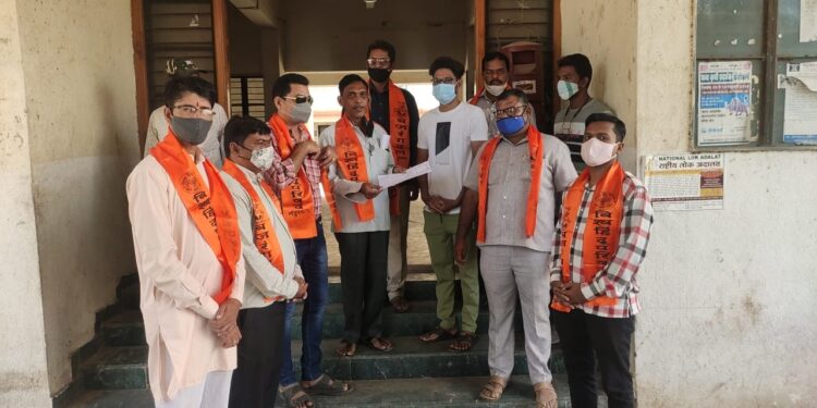 तळोदा विश्व हिंदू परिषद यांच्या वतीने तहसिलदार यांना निवेदन