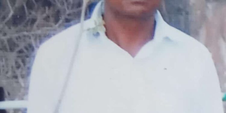 दुबार पेरणीच्या नैराश्यातून शेतकर्यांची आत्महत्या