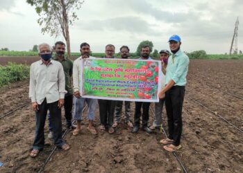 शहादा येथील के.व्ही.पटेल कृषि महाविद्यालयातील कृषिदूताची शेतकर्‍यांमध्ये जनजागृती