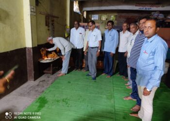 तळोदा येथे गुरव समाजातर्फे कोरोना व योगा या विषयावर व्याख्यान