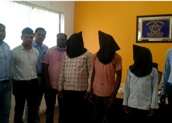 भालेर येथील अनोळखी युवकाचा खूनाचा उलगडा झाला, गावातील तिघांना अटक