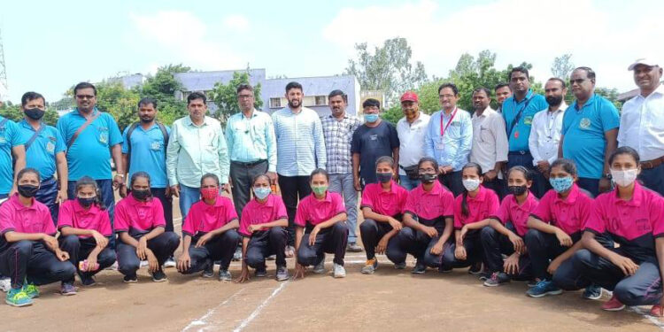 राज्यस्तरीय खो-खो स्पर्धेला प्रारंभ नगरसेवक यशवर्धन रघुवंशींच्या हस्ते उद्घाटन