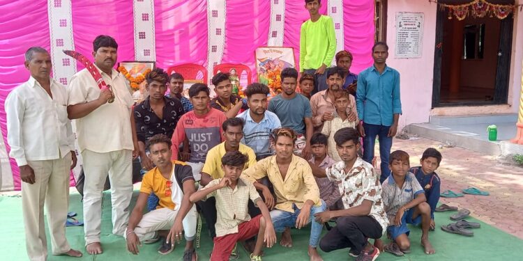 चिनोदा येथे जागतिक आदिवासी दिन साजरा