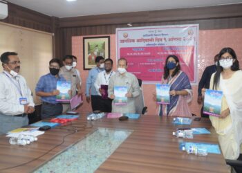 आश्रमशाळा व वसतीगृहात सुसज्ज ग्रंथालय स्थापन करणार – ॲड.पाडवी