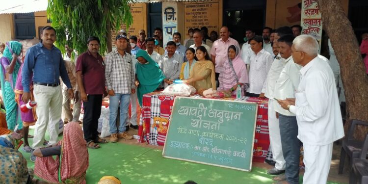 कॉंग्रेस गोरगरिबांचा विचार करणारा पक्ष: ॲड.सीमा वळवी