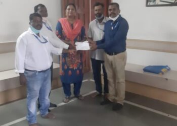 शिक्षकांच्या प्रलंबित मागण्यांसाठी प्रहार संघटनेच्या वतीने खा.डॉ.हिना गावीत यांना निवेदन