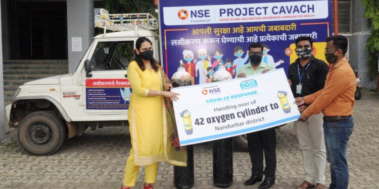 एनएसईतर्फे जिल्ह्यासाठी 42 जम्बो ऑक्सिजन सिलेंडर भेट
