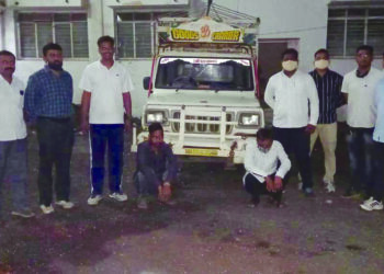 म्हसावद येथून साडे पाच लाखाच्या स्पीरीटसह ६ लाखाची कार जप्त,दोघांविरूध्द गुन्हा, एकास अटक