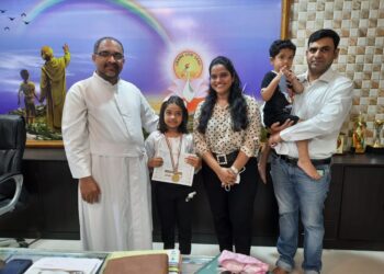 मेंटल मॅथ्स कॉम्पिटीशनमध्ये पैकीच्या पैकी गुण मिळवित धनिषा ठाकरेने पटकावले गोल्ड मेडल