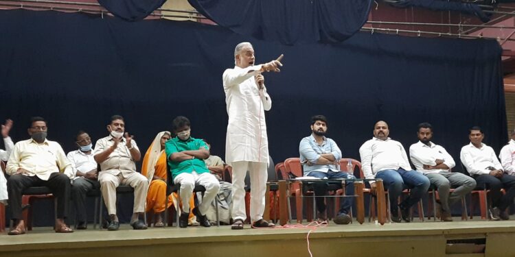 कार्यकर्त्यांनी विरोधकांची चिंता करू नये जिल्हा परिषदेवर शिवसेनेचाच झेंडा- माजी आ. चंद्रकांत रघुवंशी