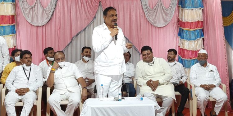 जिल्हा परिषदेच्या निवडणुकीत पक्षाला यश मिळवून द्या; ना.जयंत पाटील, कार्यकर्त्यांना मार्गदर्शन, राष्ट्रवादीची आढावा बैठक