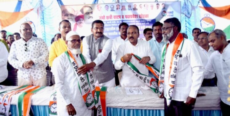 राष्ट्रवादी पक्षात 303 कार्यकर्त्यांचा प्रवेश, विरोधकांनी आगामी पालिकेची निवडणूक जिंकून दाखवावी : उदेसिंग पाडवी