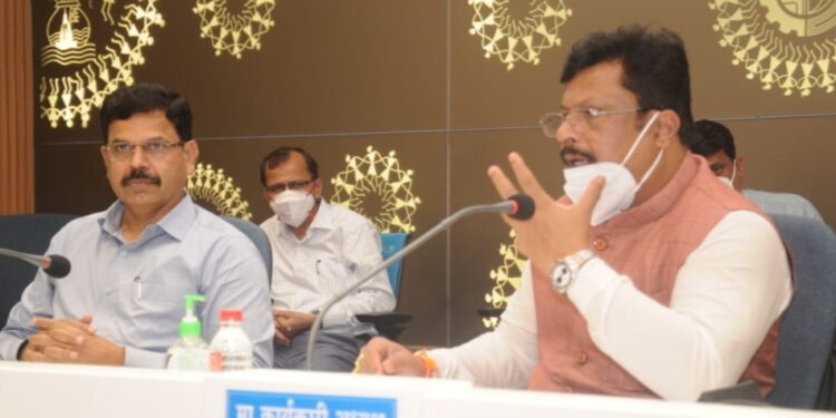 कोरोना रुग्णांना उपचारासाठी वाढीव बील आकारणी बिलांची पुन्हा लेखा परिक्षण होणार