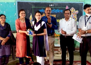 ऑलम्पिक खेळ कात्रण वही स्पर्धेत प्रिती पाटील प्रथम