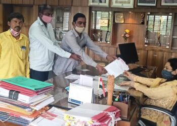 नुकसानग्रस्त पिकांचे त्वरीत पंचनामा करण्यात यावा प्रहार शेतकरी संघटनेचे जिल्हाधिकार्‍यांना निवेदन