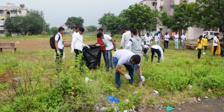 स्वातंत्र्याच्या अमृत महोत्सवानिमित्त नंदुरबारला स्वच्छ परिसराचे आयोजन