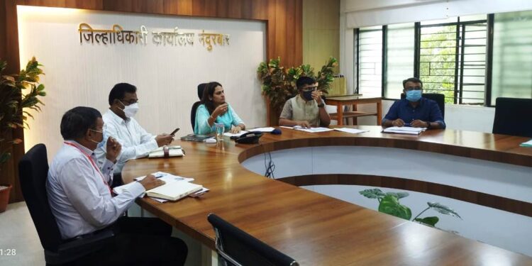 मिशन कवच कुंडल’ मोहिम यशस्वी करण्यासाठी लसीकरणाचे सुक्ष्म नियोजन करावे : जिल्हाधिकारी मनीषा खत्री