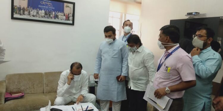 शहादा येथे ईदगाहसाठी जागा उपलब्ध करून देण्याची राष्ट्रवादीच्या शिष्टमंडळाच्या मागणीला उपमुख्यमंत्री ना.अजित पवार यांचा सकारात्मक प्रतिसाद