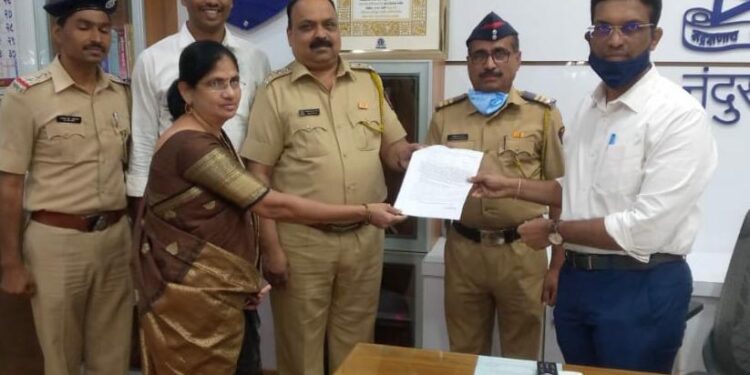 जिल्हा पोलीस दलातील २ पोलीस  हवालदारांना सहाय्यक पोलीस उप निरीक्षक पदी पदोन्नती, पोलीस अधीक्षक  पी . आर . पाटील यांची तत्परता