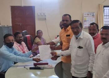 नंदुरबार प.स.उपसभापतीसाठी आघाडीतर्फे  कॉग्रेसचे कमलेश महाले,भाजपातर्फे छाया जितेंद्र पवार यांचे नामाकंन दाखल सध्या स्थितीला असे आहे समिकरण