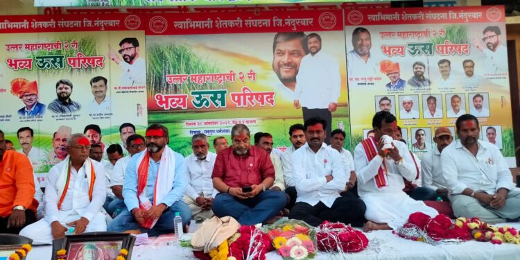 उत्तर महाराष्ट्रात किमान तीन हजार रुपये उसाला दर द्या, मा.खा.राजू शेट्टी यांची मागणी, ऊस परिषदेत ९ ठराव पारीत