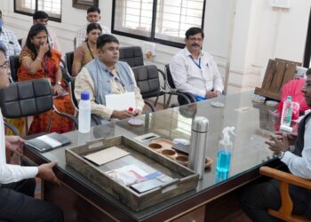 स्वातंत्र्याचा अमृत महोत्सव व विविध शासकीय उपक्रमांच्या प्रसिद्धीचे व्यापक नियोजन करावे : माहिती जनसंपर्क सचिव डॉ. दिलीप पांढरपट्टे