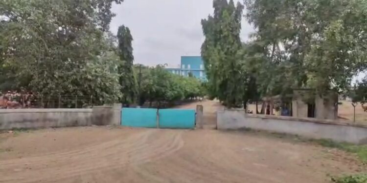 समशेरपूर येथील आयान मल्टीट्रेड एलएलपी साखर कारखान्यावर आयकर विभागाच्या पथकाने टाकली धाड
