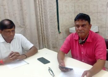 खोट्या आदिवासींना अनुसूचित जमातीचे फायदे घेण्यापासून रोखण्यासाठी पथराई येथे एक दिवसीय चर्चासत्राचे आयोजन