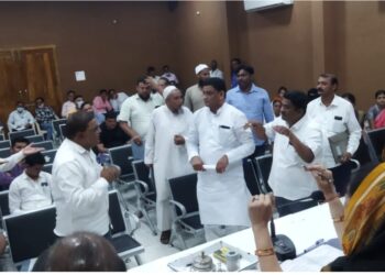 मोकाट गुरांसह वॉटर ऑडिट आणि विविध विषयांवर गाजली नंदुरबार नगरपालिकेची सर्वसाधारण सभा, 18 विषयांना मंजुरी