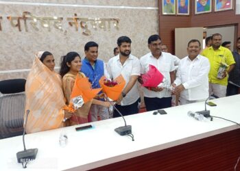 नंदूरबार जिल्हा परिषद उपाध्यक्ष पदासाठी शिवसेनातर्फे ॲड. राम रघुवंशी तर सभापती पदासाठी शिवसेनेचे गणेश पराडके व काँग्रेसचे अजित नाईक यांची बिनविरोध निवड