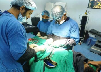 जिल्ह्यातील पहिली हायपोपेडीयासिस (मुत्रमार्ग) शस्त्रक्रिया स्मित हॉस्पीटलमध्ये यशस्वी