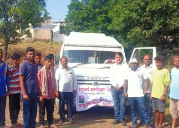 औरंगाबाद येथील विद्यार्थ्यांनी केली सातपुड्यातील कुकलट येथे जलसंधारण कामाची पहाणी