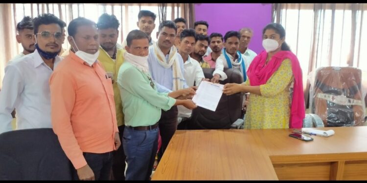 चिनोदा चौफुलीला जननायक तंट्या मामा भील नाव द्या : बिरसा फायटर्स