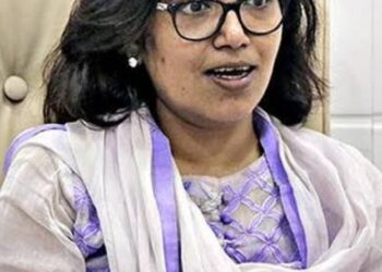 एक डिसेंबरपासून पहिली ते चौथीपर्यंतचे वर्ग सुरू होणार : शिक्षणमंत्री वर्षा गायकवाड