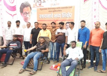 हिंदूहृदय सम्राट बाळासाहेब ठाकरे स्मृती दिवसनिमित्त युवा सेनेतर्फे रक्तदान शिबिर