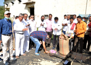 नंदुरबार शेतकरी संघातर्फे शासकीय आधारभूत भरड धान्य खरेदी केंद्राचे उदघाटन