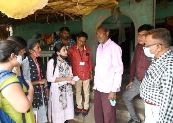 टाटा इंन्स्टिट्यूट मधील डॉ.समताज्योती बाळकृष्ण तायडे  यांची पिंप्री येथे ग्रामीण आरोग्यसेवा सुविधा अभ्यास पाहणी