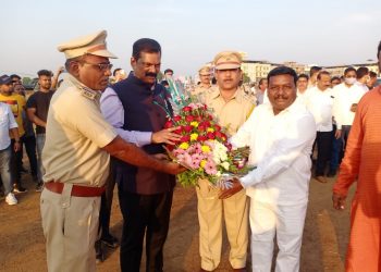 नंदुरबारच्या सुपुत्राचा ठाण्यात गौरव, खान्देशरत्न भास्कराचार्य आदर्श शिक्षक पुरस्काराने सन्मानित