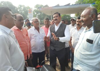 उसाला योग्य भाव न दिल्यास आ.राजेश पाडवी यांचा ऊस उत्पादकांसमवेत आंदोलनाचा इशारा