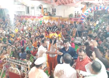 ‘गोपालकृष्ण्’चा जयघोष करीत श्रीकृष्ण जन्मोत्सव उत्साहात