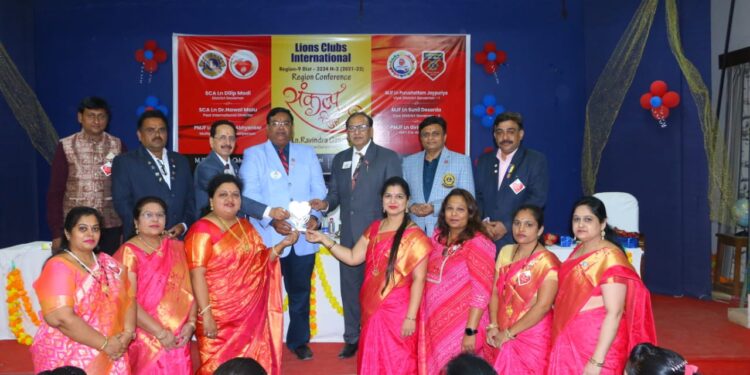 नंदुरबार लायन्स क्लबला विभागाचे एकूण १६ पुरस्‍कार