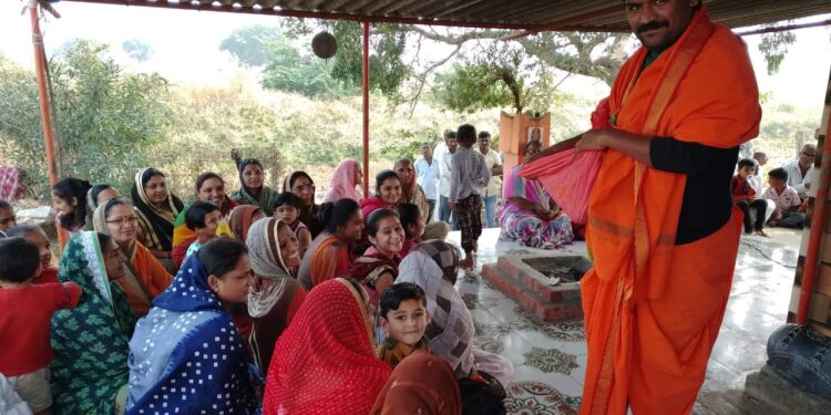 उमर्दे खुर्दे येथे दत्त मंदिरात श्रीदत्त जन्मोत्सव साजरा