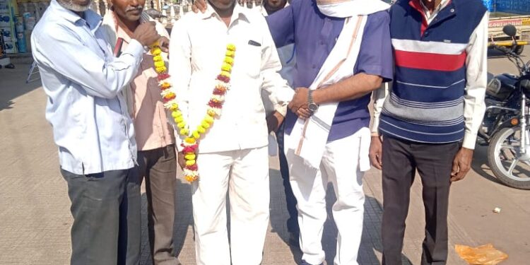 विरपूरदरा येथील ग्रुप ग्रामपंचायतच्या एका जागेच्या पोटनिवडणुक काँग्रेसचे बिक्रम पवार विजयी