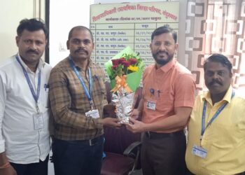 प्रहार शिक्षक संघटनेमार्फत नूतन शिक्षणाधिकारी डॉ. युनूस पठाण यांचा सत्कार