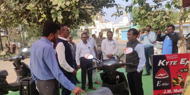 माझी वसुंधरा अभियान यशस्वी करावे : अतिरिक्त मुख्य कार्यकारी अधिकारी प्रमोदकुमार पवार यांचे आवाहन