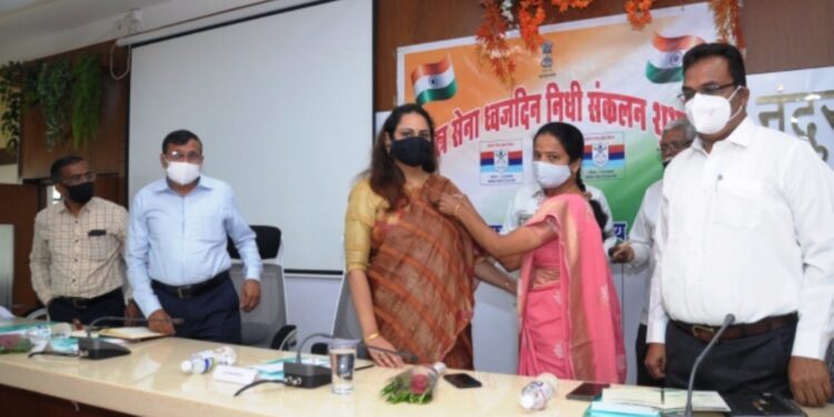 सशस्त्र सेना ध्वजदिन निधीत प्रत्येकाने उदारतेने योगदान द्यावे : जिल्हाधिकारी मनीषा खत्री यांचे आवाहन