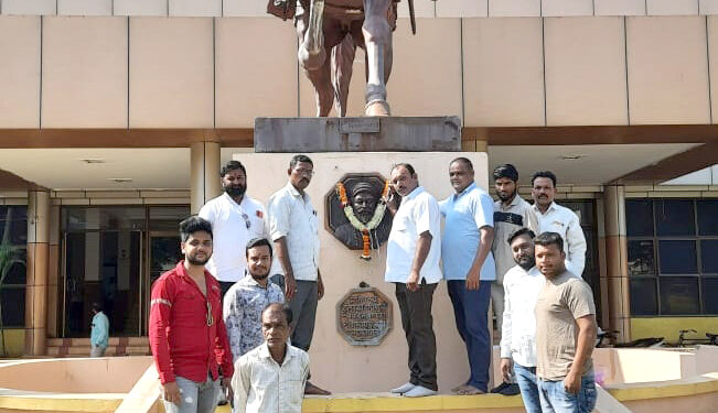 छत्रपती शिवाजी महाराजांच्या पुतळा विटंबनेचा नंदुरबार जिल्हा मनसेतर्फे तीव्र जाहीर निषेध