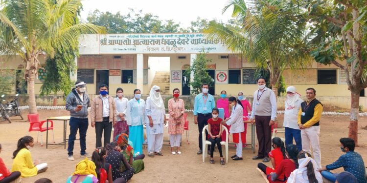 देवरे विद्यालयात 15 ते 18 वयोगटातील 93 विद्यार्थ्यांचे करण्यात आले लसीकरण