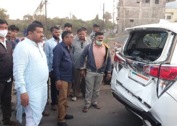 भरत माणिकराव गावित यांच्या गाडीचा झाला अपघात, सुदैवाने कोणालाही गंभीर दुखापत नाही