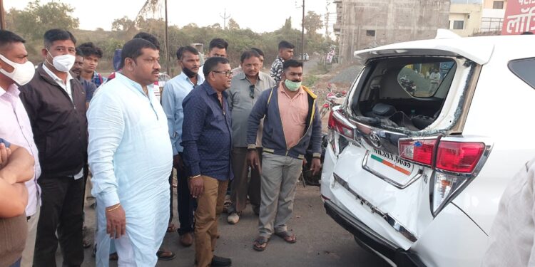 भरत माणिकराव गावित यांच्या गाडीचा झाला अपघात, सुदैवाने कोणालाही गंभीर दुखापत नाही